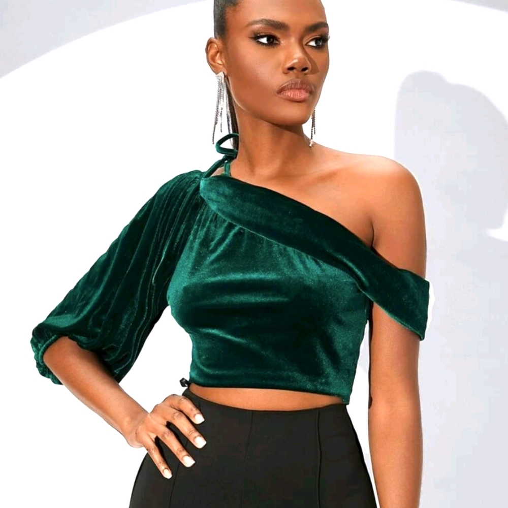 SHEIN Asymmetical Crop Top